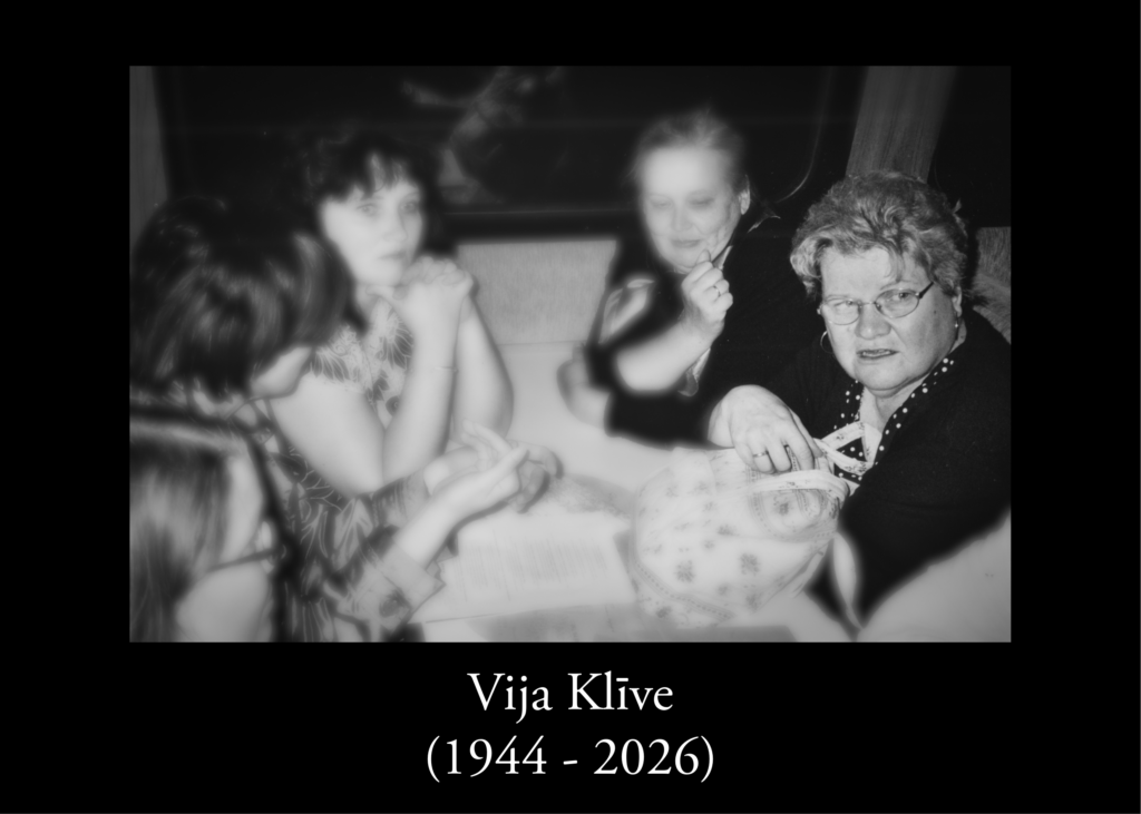 Vija Klīve ceļā uz teologu konferenci Zviedrijā. 20. gs. 90. gadu beigas